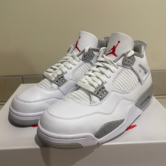 Jordan 4 White Oreos - Picture 5 of 11